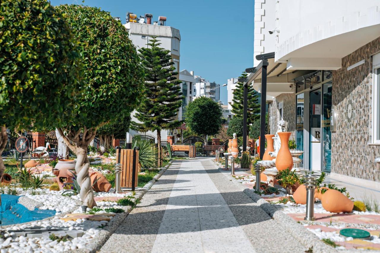 Onkel Rada Apart Hotel Antalya Exterior foto